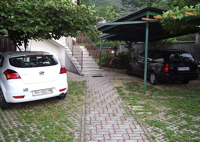 Apartament 21 *